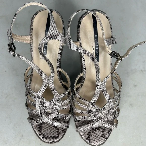 Attitude by Jay Manuel Espadrilles Sandals - Picture 4 of 9